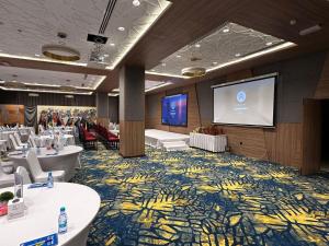 Konferenční prostory v ubytování Sur Grand Hotel