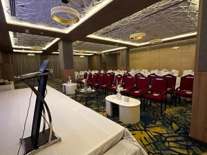 Konferenční prostory v ubytování Sur Grand Hotel