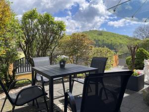 Nespecifikovaný výhled na hory nebo výhled na hory při pohledu z apartmánu