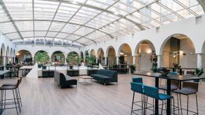 Posezení v ubytování Silken Al-Andalus Palace