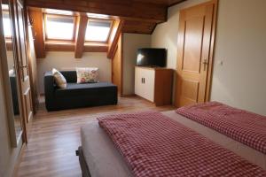 Postel nebo postele na pokoji v ubytování Haus Katris + 37 fotografií