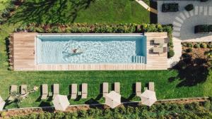 Bazén v ubytování Pomella's Guesthouse nebo v jeho okolí