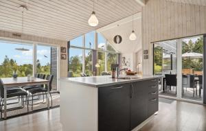 Ảnh trong thư viện ảnh của Holiday Home Ebeltoft With Hot Tub Viii ở Ebeltoft +24 ảnh