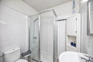 Et badeværelse på Casa El Puerto by Huskalia