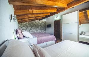 Posteľ alebo postele v izbe v ubytovaní Amazing Home In Slivno