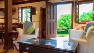 Gallery image of Casa del Sur El Collau in Porrúa +10 photos