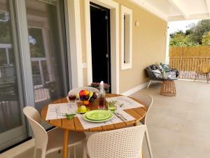 Balkón nebo terasa v ubytování Apartments In Villa Selva, Locorotondo, Puglia