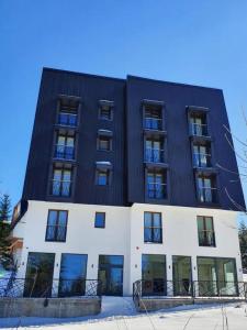 Bygningen som lejligheden ligger i + 29 billeder