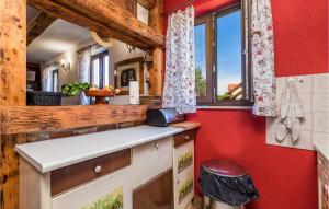 Fotografie z fotogalerie ubytování 2 Bedroom Beautiful Home In Senj v destinaci Senj