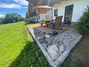 Vonkajšia záhrada v ubytovaní Nassfeld Holiday Home