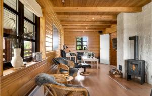 Posezení v ubytování Holiday Home Hjarnøvej Glesborg Xii