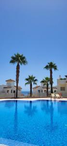 Bazén v ubytování Fantastic Sea & Gibraltar View apartment nebo v jeho okolí
