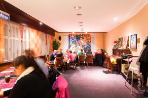 Hostia v ubytovaní Hotel Grand