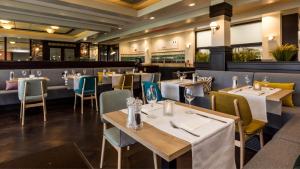 Restaurace v ubytování Holiday Inn Eindhoven Centre by IHG