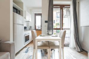 Eldhús eða eldhúskrókur á Suite 12 Milano centro parking free