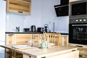 Majoituspaikan Studio vue Mer keittiö tai keittotila