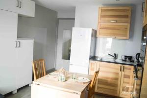 Majoituspaikan Studio vue Mer keittiö tai keittotila