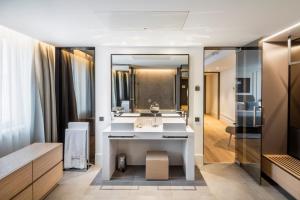 Vannas istaba naktsmītnē BoHo Prague Hotel - Small Luxury Hotels
