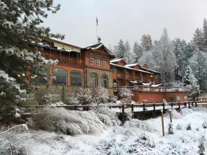 The Pines Resort & Conference Center v zimě