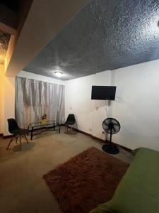 Μια τηλεόραση ή/και κέντρο ψυχαγωγίας στο Casa Aldaba