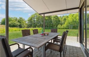 Zahrada ubytování 5 Bedroom Stunning Home In Knebel