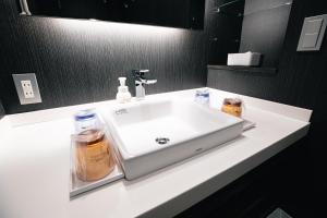 GOLD STAY Nagoya Sakae ゴールドステイ名古屋栄 にあるバスルーム