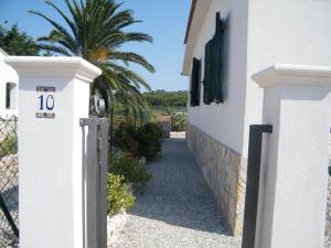 The building in which A villát is located
