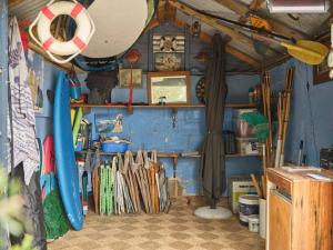 Gambar di galeri bagi Warraburra Beach Shack, Rosebud - entire house and your own private beach box! di Rosebud