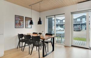 Χώρος καθιστικού στο 3 Bedroom Lovely Apartment In Slagelse