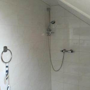 Ένα μπάνιο στο Appartement Am Astenkick Altastenberg 2,5 km zur Erlebniskappe