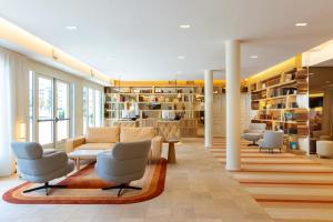 Posezení v ubytování Le Plessis Grand Hotel