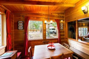 Imagen de la galería de Pinery on the Sandy River, en Brightwood