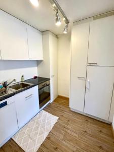 Η κουζίνα ή μικρή κουζίνα στο Beach Style Apartment