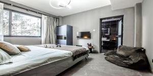 Postel nebo postele na pokoji v ubytování 上海柠檬汁民宿 Shanghai lemon juic B&B -Shanghai Lemon Deluxe Room外滩南京东路步行街
