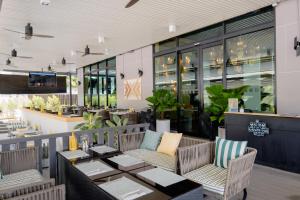 Гостиная зона в Holiday Inn Resort Krabi Ao Nang Beach by IHG