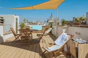 Foto dalla galleria di GUACETO APARTMENT Luxury Properthy With pool on the terrace a Mesagne