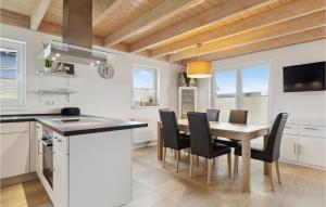 Kuchyň nebo kuchyňský kout v ubytování Seeliebe 2