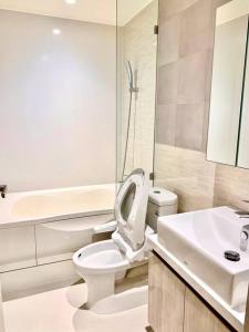 Bilik mandi di BTS Thonglor - Serene Japanese-style Haven, Onsen