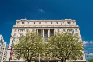 Το κτήριο όπου στεγάζεται  το ξενοδοχείο