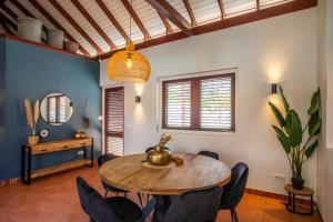 Χώρος καθιστικού στο Bloublou Apartments Curaçao