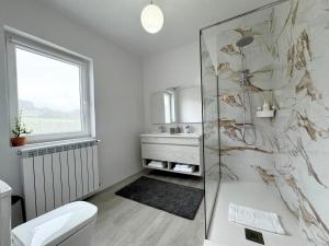 Ένα μπάνιο στο Casa Mato +82 φωτογραφίες