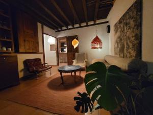 Posezení v ubytování Dúplex independiente con acceso a patio y piscina La nueva Candeleda