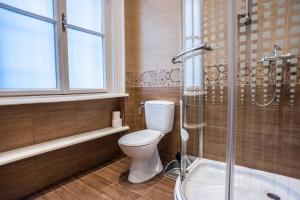 Kúpeľňa v ubytovaní All In Apartman
