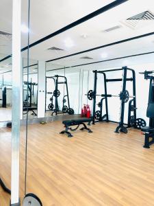 Fitness centrum a/nebo fitness zařízení v ubytování Studio for a Relaxing Stay