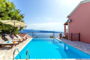 Gallery image of Villa Andreas Vingla by Villa Plus in Kalami +11 photos