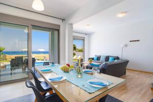 Posedenie v ubytovaní Villa Rhodes Sea View by Villa Plus