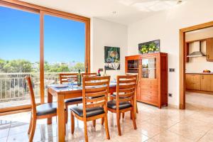 A kitchen or kitchenette at Villa Cala Nit by Villa Plus