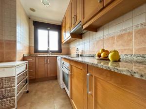 Kuchyňa alebo kuchynka v ubytovaní Myflats Deluxe Balcon de Arenales