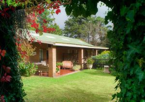 Zahrada ubytování Birches Cottage & the Willows Garden Room