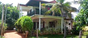 Zahrada ubytování Diyawara Home Stay